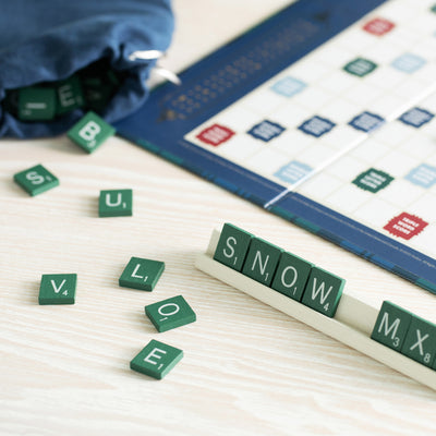 Scrabble Holiday Bookshelf Edition