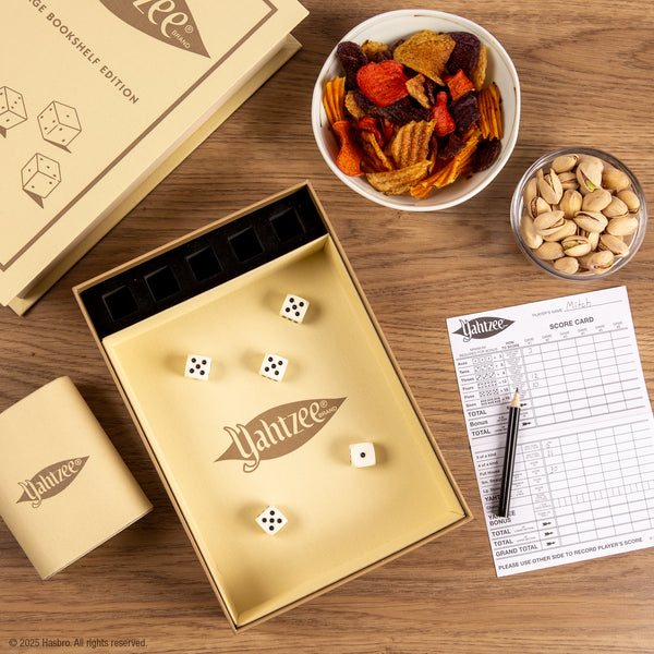 Yahtzee Vintage Bookshelf Edition